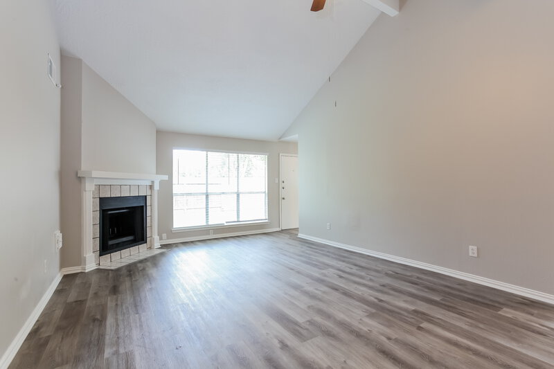 1,985/Mo, 20318 Pinefield Ln Humble, TX 77338 Living Room View