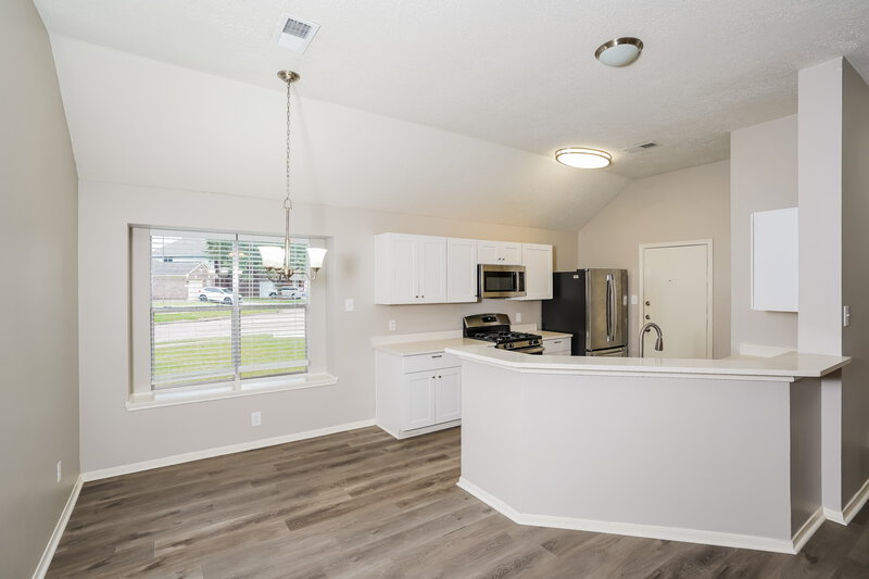 1,800/Mo, 5200 Rockwood Dr Rosenberg, TX 77471 Dining Room View