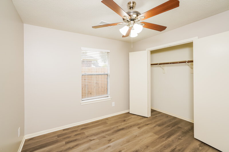1,800/Mo, 5200 Rockwood Dr Rosenberg, TX 77471 Bedroom View