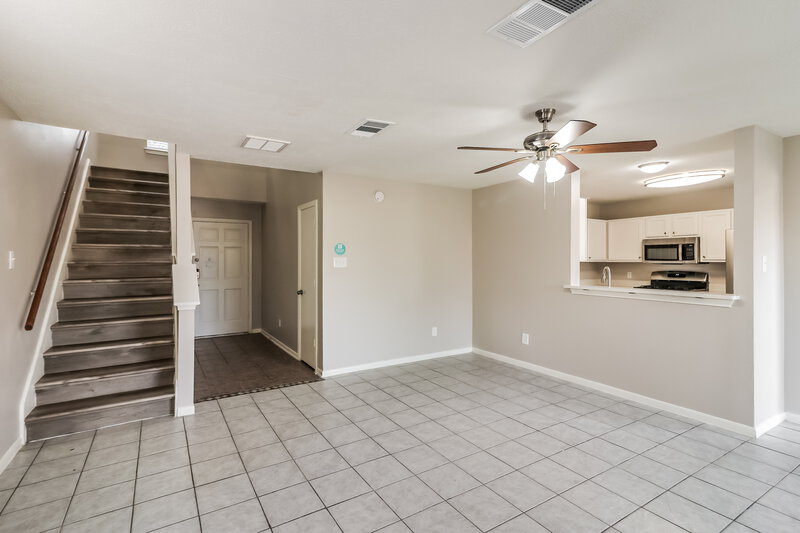 1,880/Mo, 1847 Green Gate Dr Rosenberg, TX 77471 Living Room View