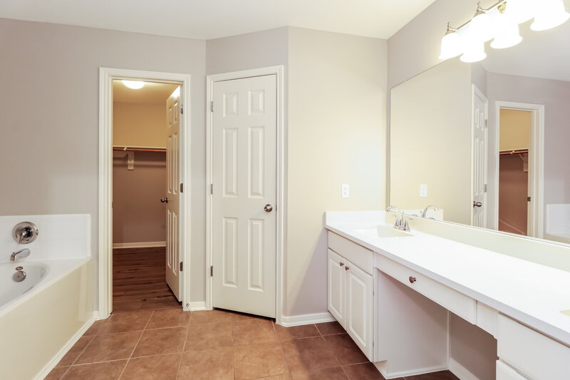 1,775/Mo, 9801 Hyacinth Way Conroe, TX 77385 Main Bathroom View