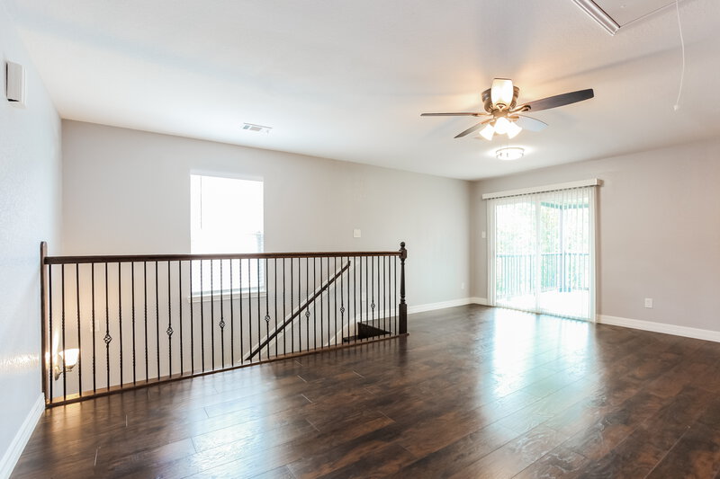 2,340/Mo, 12430 Aarons Way Dr Houston, TX 77066 Family Room View