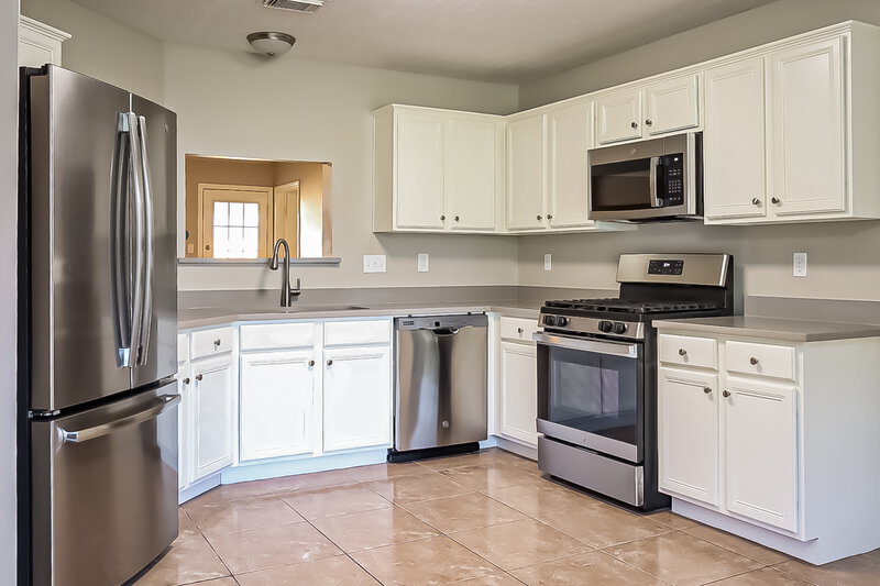 1,710/Mo, 8115 Greens Rd Humble, TX 77396 Kitchen View