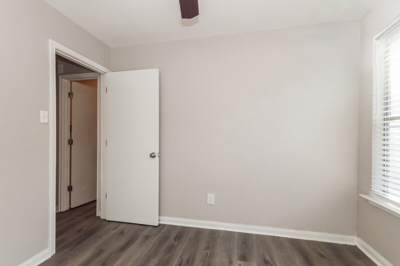 1,755/Mo, 15510 Miller House Ln Houston, TX 77086 Bedroom View 2