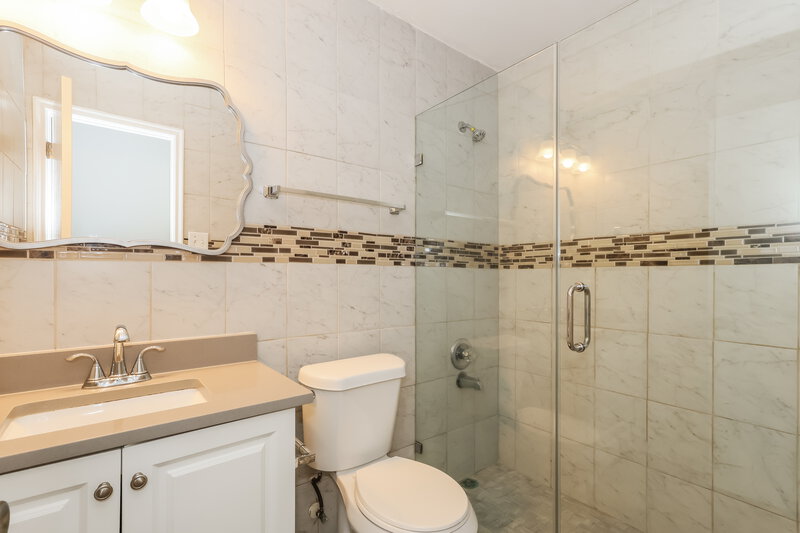1,755/Mo, 15510 Miller House Ln Houston, TX 77086 Bathroom View