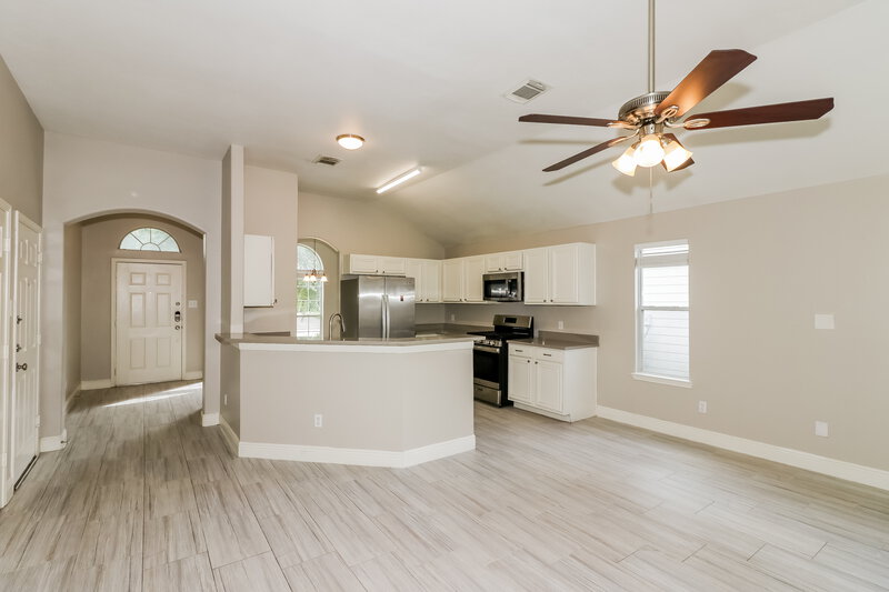 2,075/Mo, 25235 Clover Ranch Dr Katy, TX 77494 Living Room View 2