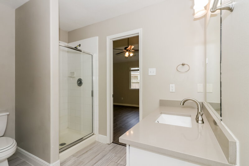 2,075/Mo, 25235 Clover Ranch Dr Katy, TX 77494 Main Bathroom View 2
