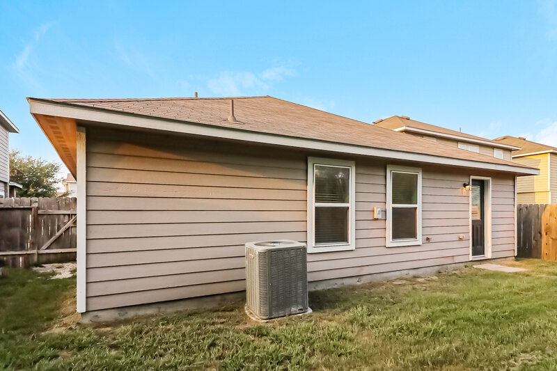 2,110/Mo, 19837 Mountain Dale Dr Cypress, TX 77433 Rear View