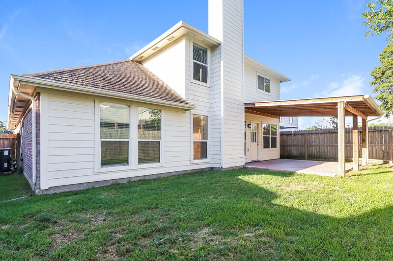 2,355/Mo, 405 Mystic Glen Loop Houston, TX 77339 Rear View