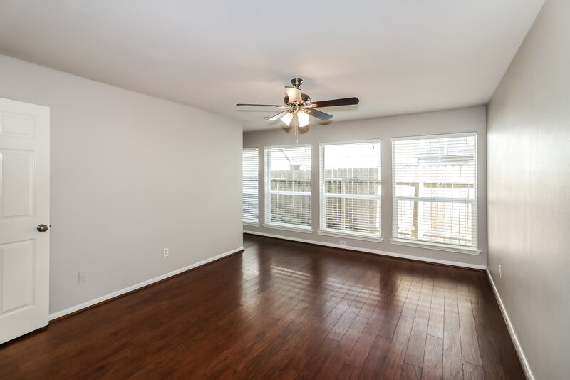 2,555/Mo, 11723 Snowberry Dr Cypress, TX 77429 Main Bedroom View