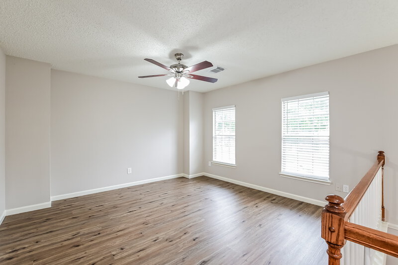 2,445/Mo, 8930 Stoney Bend Dr Spring, TX 77379 Family Room View