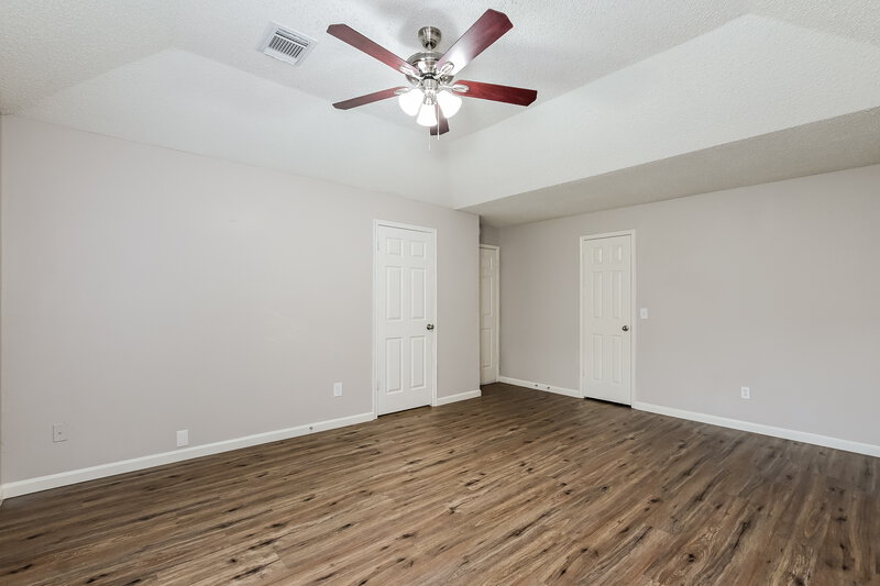 2,445/Mo, 8930 Stoney Bend Dr Spring, TX 77379 Main Bedroom View 2