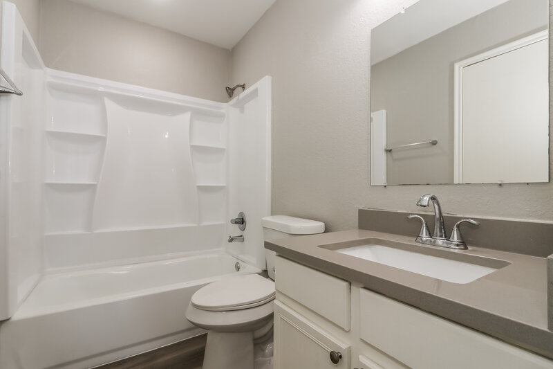 1,825/Mo, 20622 Bishops Gate Ln Humble, TX 77338 Main Bathroom View