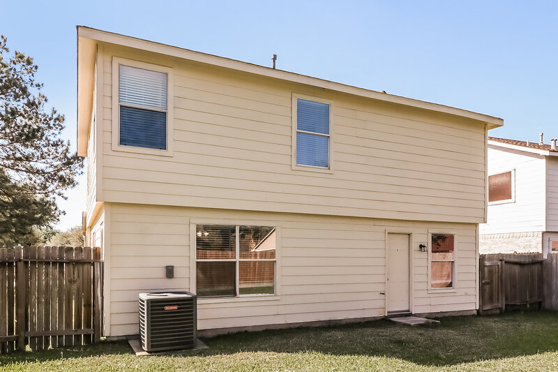 1,825/Mo, 20622 Bishops Gate Ln Humble, TX 77338 Rear View