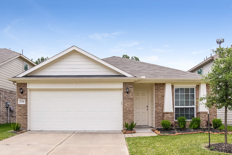2,205/Mo, 2718 Cold River Dr Humble, TX 77396 External View