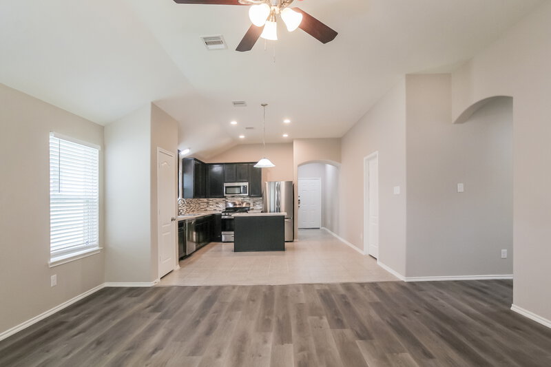 2,205/Mo, 2718 Cold River Dr Humble, TX 77396 Living Room View 2
