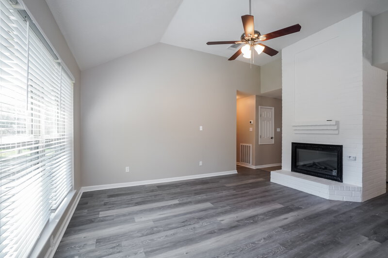 1,960/Mo, 2714 Village Ct Katy, TX 77493 Living Room View