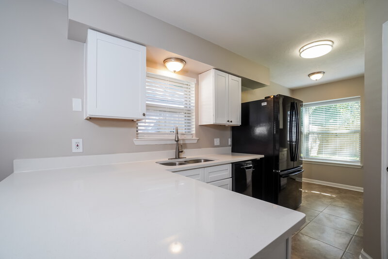 1,960/Mo, 2714 Village Ct Katy, TX 77493 Kitchen View