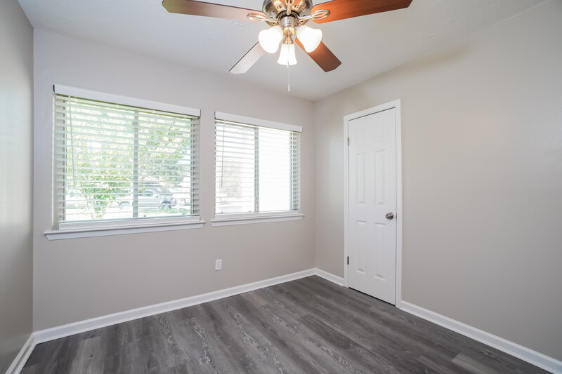 1,960/Mo, 2714 Village Ct Katy, TX 77493 Bedroom View 3