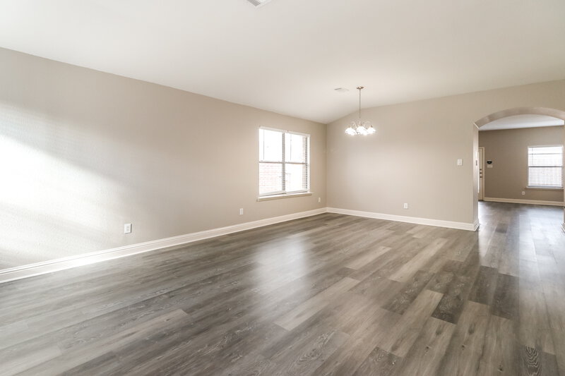 2,900/Mo, 21206 Linden Hills Ln Humble, TX 77338 Family Room View 2