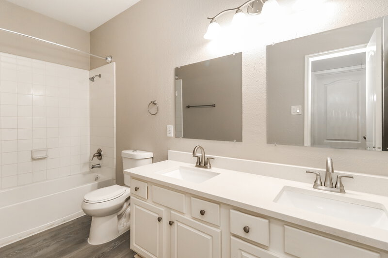 2,900/Mo, 21206 Linden Hills Ln Humble, TX 77338 Bedroom View 2