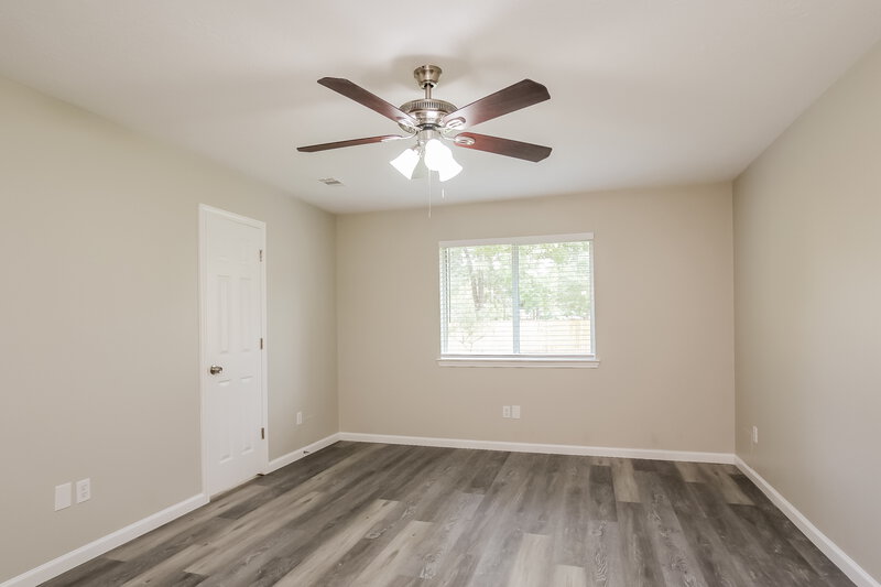 1,745/Mo, 1528 Glen Oaks Dr Conroe, TX 77385 Main Bedroom View