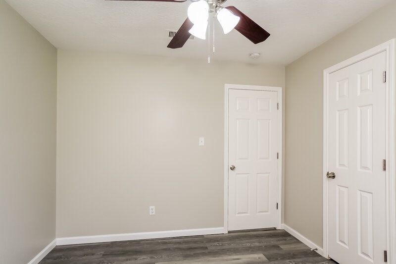 1,745/Mo, 1528 Glen Oaks Dr Conroe, TX 77385 Bedroom View 3