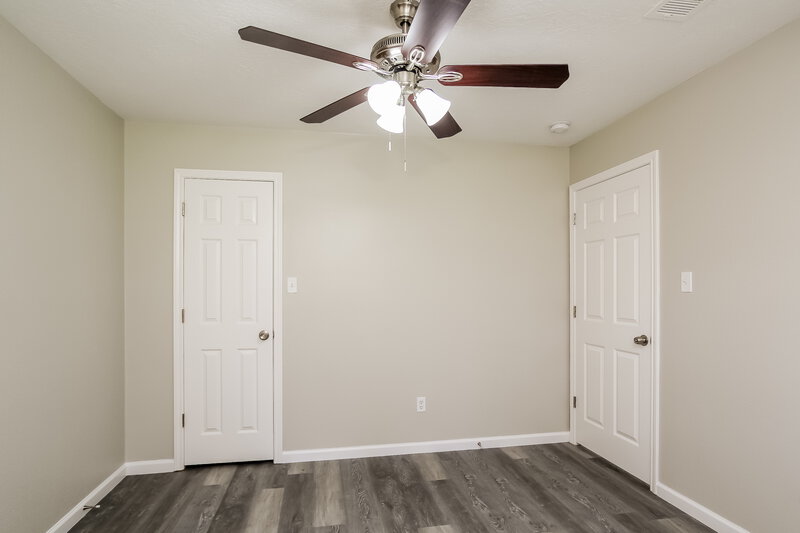 1,745/Mo, 1528 Glen Oaks Dr Conroe, TX 77385 Bedroom View 4