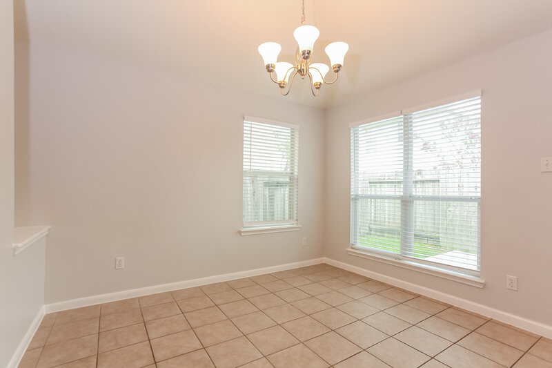 2,155/Mo, 8215 Point Pendleton Dr Tomball, TX 77375 Dining Room View