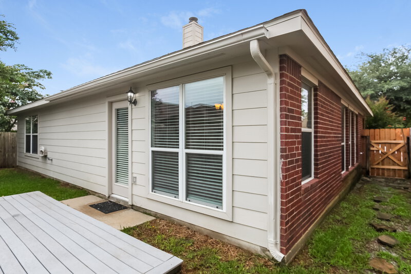 2,155/Mo, 8215 Point Pendleton Dr Tomball, TX 77375 Rear View