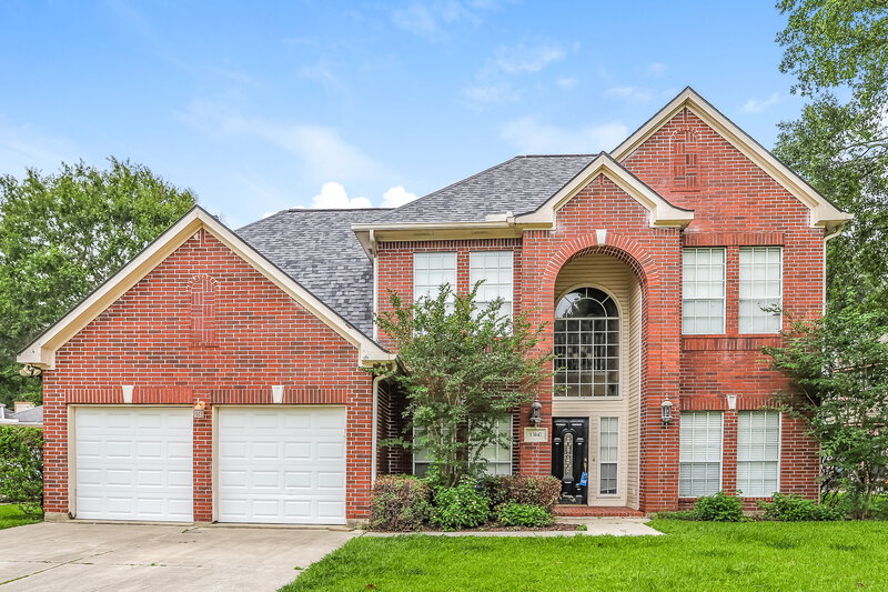 2,595/Mo, 13147 Mills River St Houston, TX 77070 External View
