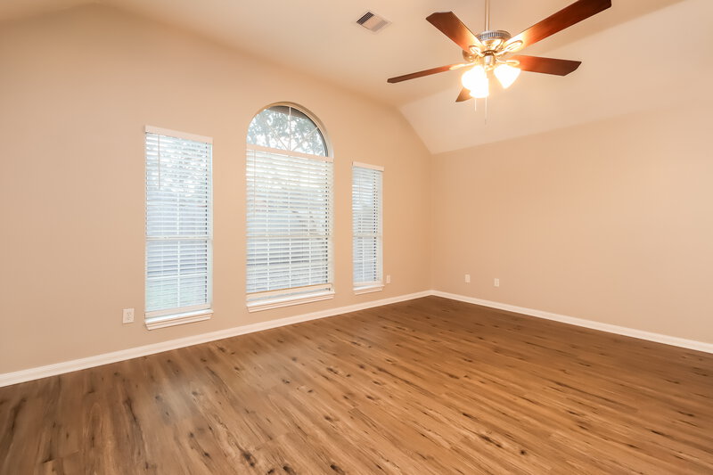 3,030/Mo, 413 Ceole Ln League City, TX 77573 Main Bedroom View