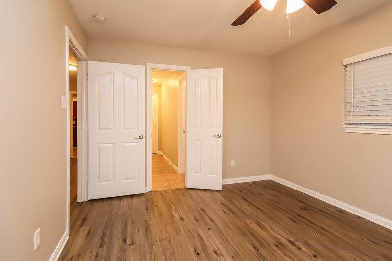 3,030/Mo, 413 Ceole Ln League City, TX 77573 Bedroom View 2