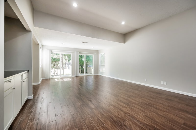 1,670/Mo, 15470 Carmel Dr Willis, TX 77318 Family Room View