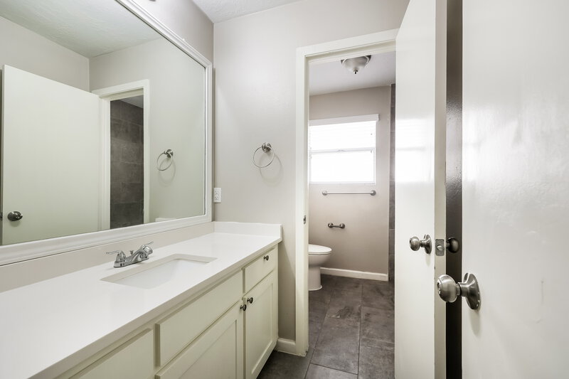 1,670/Mo, 15470 Carmel Dr Willis, TX 77318 Bathroom View