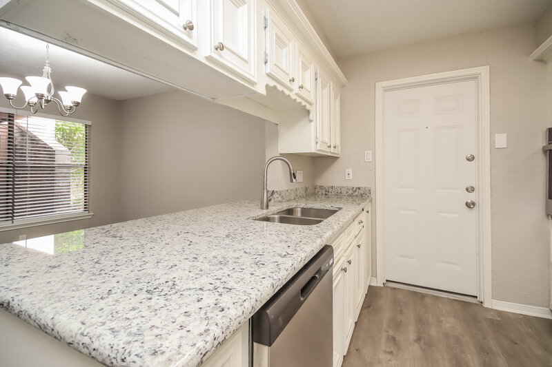 2,195/Mo, 20031 Atasca Villas Dr Atascocita, TX 77346 Kitchen View