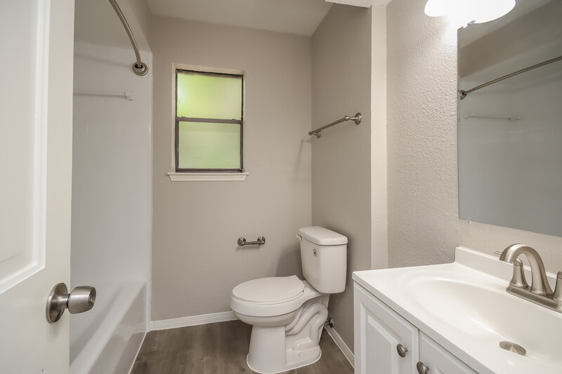2,195/Mo, 20031 Atasca Villas Dr Atascocita, TX 77346 Bathroom View