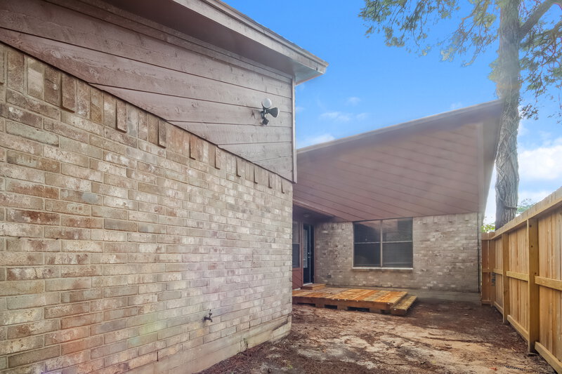 2,195/Mo, 20031 Atasca Villas Dr Atascocita, TX 77346 Rear View