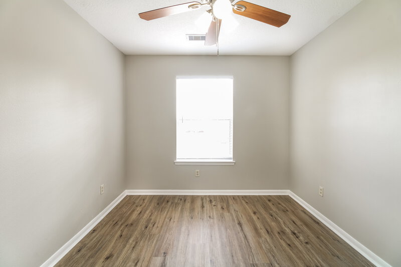 2,360/Mo, 4518 Allegro Dr Seabrook, TX 77586 Bedroom View 3