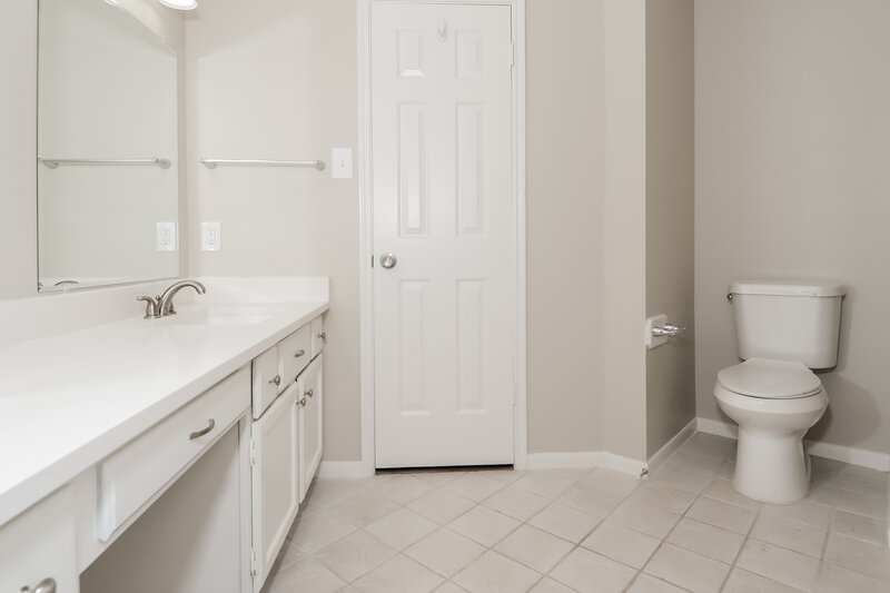 2,760/Mo, 21715 N Tangle Creek Ln Spring, TX 77388 Main Bathroom View 2