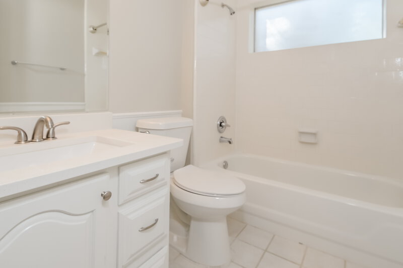 2,760/Mo, 21715 N Tangle Creek Ln Spring, TX 77388 Bathroom View