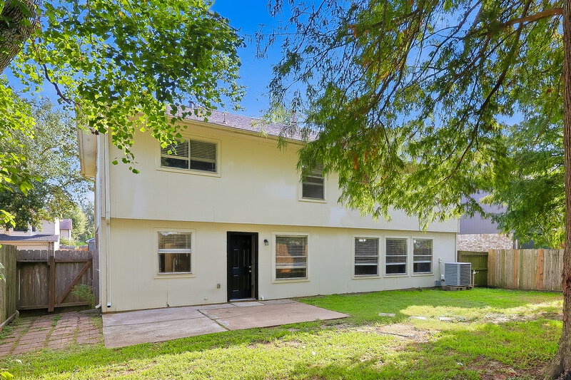 2,145/Mo, 1818 Oak Ridge Dr Kemah, TX 77565 Rear View