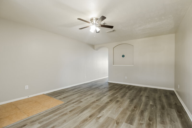 2,200/Mo, 21330 Carleen Creek Trl Spring, TX 77379 Living Room View 2