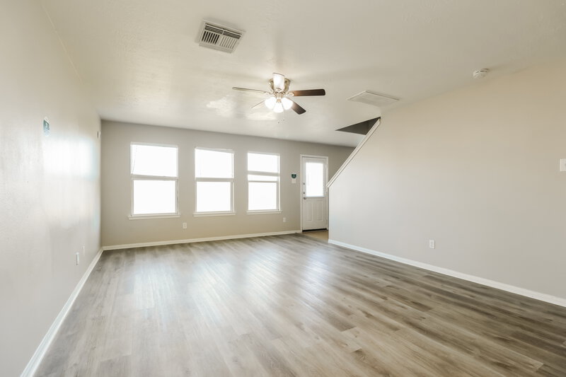 2,200/Mo, 21330 Carleen Creek Trl Spring, TX 77379 Living Room View 3