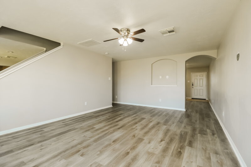 2,200/Mo, 21330 Carleen Creek Trl Spring, TX 77379 Living Room View 4