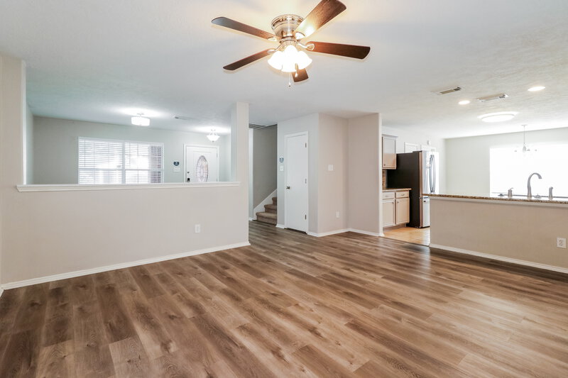 1,985/Mo, 10302 Fire Sage Dr Humble, TX 77396 Dining Room View 3