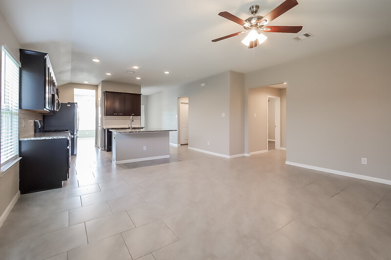 2,245/Mo, 29726 Breakwater Dr Park Row, TX 77494 Living Room View