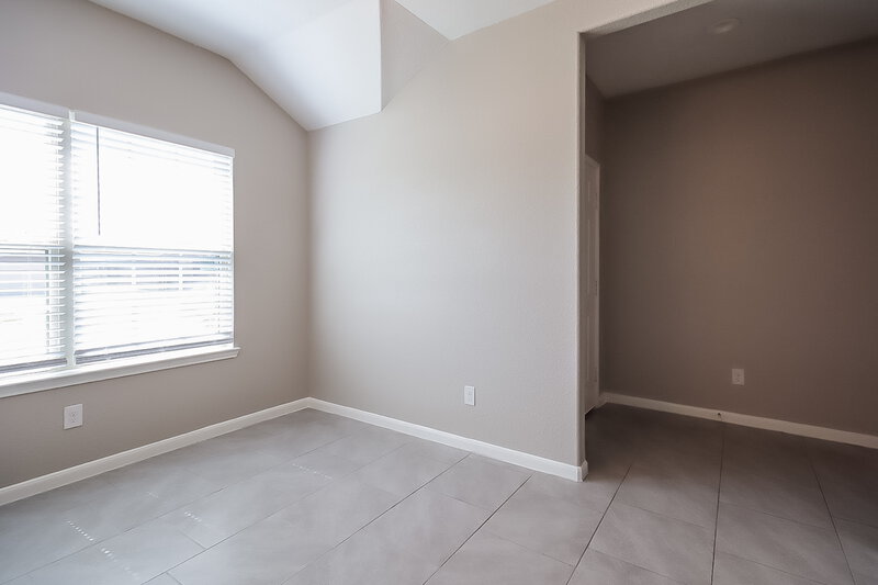 2,245/Mo, 29726 Breakwater Dr Park Row, TX 77494 Family Room View