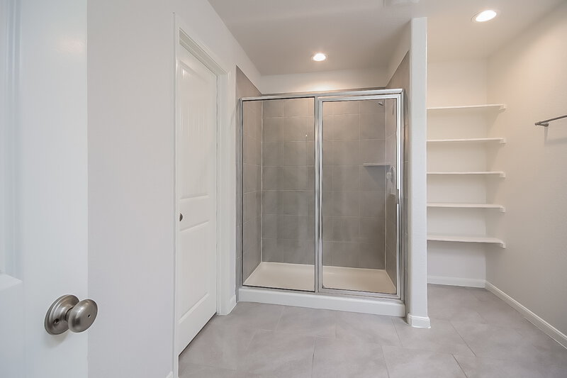 2,245/Mo, 29726 Breakwater Dr Park Row, TX 77494 Main Bathroom View 2