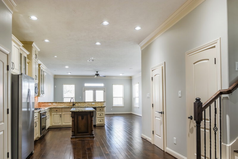 2,930/Mo, 1915 Rosewood St Houston, TX 77004 Kitchen View